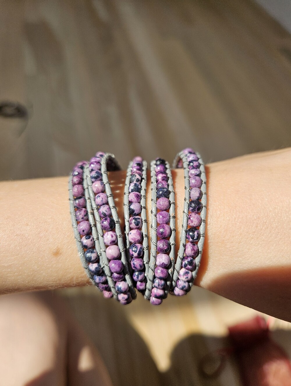 New Lulu Dharma Purple Amethyst Wrap Braclet, Silver Tone Closer